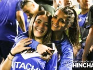 Hincha - Tribunera - Chica - Fanatica de la Barra: La Pandilla de Liniers • Club: Vélez Sarsfield