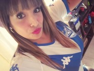 Hincha - Tribunera - Chica - Fanatica de la Barra: La Pandilla de Liniers • Club: Vélez Sarsfield • País: Argentina