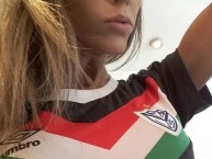 Hincha - Tribunera - Chica - Fanatica de la Barra: La Pandilla de Liniers • Club: Vélez Sarsfield