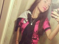 Hincha - Tribunera - Chica - Fanatica de la Barra: La Peste Blanca • Club: All Boys