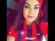 Hincha - Tribunera - Chica - Fanatica de la Barra: La Plaza y Comando • Club: Cerro Porteño