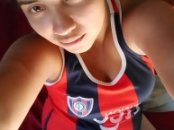 Hincha - Tribunera - Chica - Fanatica de la Barra: La Plaza y Comando • Club: Cerro Porteño