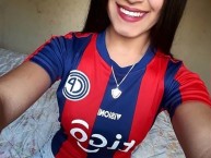 Hincha - Tribunera - Chica - Fanatica de la Barra: La Plaza y Comando • Club: Cerro Porteño