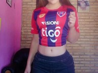 Hincha - Tribunera - Chica - Fanatica de la Barra: La Plaza y Comando • Club: Cerro Porteño