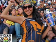 Hincha - Tribunera - Chica - Fanatica de la Barra: La Rebel • Club: Pumas