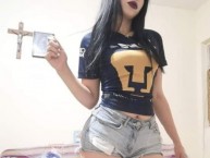 Hincha - Tribunera - Chica - Fanatica de la Barra: La Rebel • Club: Pumas