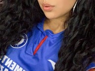 Hincha - Tribunera - Chica - Fanatica de la Barra: La Sangre Azul • Club: Cruz Azul