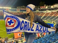 Hincha - Tribunera - Chica - Fanatica de la Barra: La Sangre Azul • Club: Cruz Azul