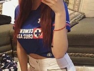 Hincha - Tribunera - Chica - Fanatica de la Barra: La Sangre Azul • Club: Cruz Azul