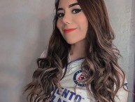 Hincha - Tribunera - Chica - Fanatica de la Barra: La Sangre Azul • Club: Cruz Azul