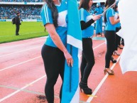 Hincha - Tribunera - Chica - "Porrista del Bolívar" Fanatica de la Barra: La Vieja Escuela • Club: Bolívar