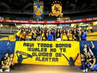 Hincha - Tribunera - Chica - Fanatica de la Barra: Libres y Lokos • Club: Tigres