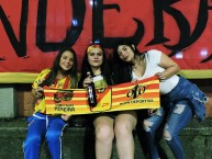 Hincha - Tribunera - Chica - Fanatica de la Barra: Lobo Sur • Club: Pereira