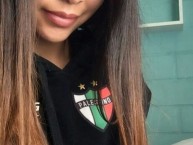 Hincha - Tribunera - Chica - Fanatica de la Barra: Los Baisanos • Club: Club Deportivo Palestino • País: Chile