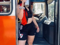 Hincha - Tribunera - Chica - Fanatica de la Barra: Los Borrachos del Tablón • Club: River Plate • País: Argentina