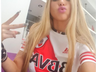 Hincha - Tribunera - Chica - Fanatica de la Barra: Los Borrachos del Tablón • Club: River Plate • País: Argentina