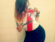 Hincha - Tribunera - Chica - Fanatica de la Barra: Los Borrachos del Tablón • Club: River Plate