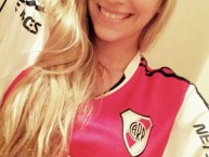 Hincha - Tribunera - Chica - Fanatica de la Barra: Los Borrachos del Tablón • Club: River Plate