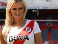 Hincha - Tribunera - Chica - Fanatica de la Barra: Los Borrachos del Tablón • Club: River Plate • País: Argentina