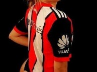 Hincha - Tribunera - Chica - Fanatica de la Barra: Los Borrachos del Tablón • Club: River Plate