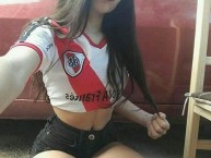 Hincha - Tribunera - Chica - Fanatica de la Barra: Los Borrachos del Tablón • Club: River Plate