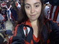 Hincha - Tribunera - Chica - Fanatica de la Barra: Los Borrachos del Tablón • Club: River Plate