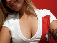 Hincha - Tribunera - Chica - Fanatica de la Barra: Los Borrachos del Tablón • Club: River Plate