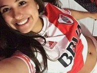 Hincha - Tribunera - Chica - Fanatica de la Barra: Los Borrachos del Tablón • Club: River Plate