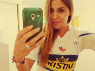 Hincha - Tribunera - Chica - Fanatica de la Barra: Los Cruzados • Club: Universidad Católica