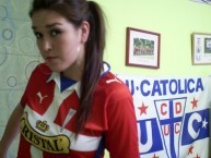 Hincha - Tribunera - Chica - Fanatica de la Barra: Los Cruzados • Club: Universidad Católica