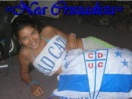 Hincha - Tribunera - Chica - Fanatica de la Barra: Los Cruzados • Club: Universidad Católica