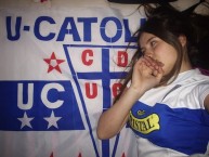 Hincha - Tribunera - Chica - Fanatica de la Barra: Los Cruzados • Club: Universidad Católica