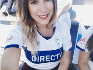 Hincha - Tribunera - Chica - Fanatica de la Barra: Los Cruzados • Club: Universidad Católica