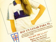 Hincha - Tribunera - Chica - Fanatica de la Barra: Los Cruzados • Club: Universidad Católica