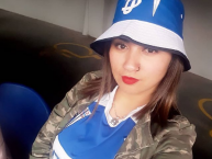 Hincha - Tribunera - Chica - Fanatica de la Barra: Los Cruzados • Club: Universidad Católica