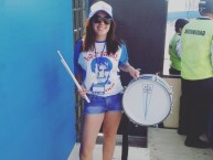 Hincha - Tribunera - Chica - Fanatica de la Barra: Los Cruzados • Club: Universidad Católica