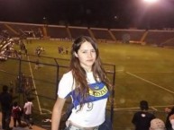 Hincha - Tribunera - Chica - Fanatica de la Barra: Los Cruzados • Club: Universidad Católica