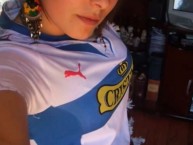 Hincha - Tribunera - Chica - Fanatica de la Barra: Los Cruzados • Club: Universidad Católica