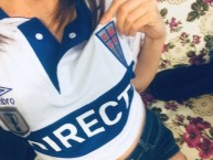 Hincha - Tribunera - Chica - Fanatica de la Barra: Los Cruzados • Club: Universidad Católica