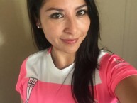 Hincha - Tribunera - Chica - Fanatica de la Barra: Los Cruzados • Club: Universidad Católica