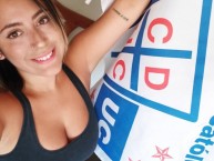 Hincha - Tribunera - Chica - Fanatica de la Barra: Los Cruzados • Club: Universidad Católica