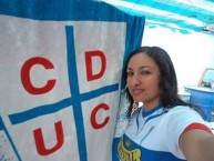 Hincha - Tribunera - Chica - Fanatica de la Barra: Los Cruzados • Club: Universidad Católica