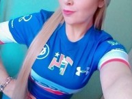 Hincha - Tribunera - Chica - Fanatica de la Barra: Los Cruzados • Club: Universidad Católica