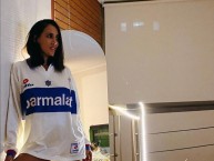 Hincha - Tribunera - Chica - Fanatica de la Barra: Los Cruzados • Club: Universidad Católica