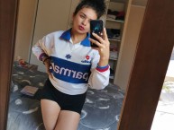 Hincha - Tribunera - Chica - Fanatica de la Barra: Los Cruzados • Club: Universidad Católica