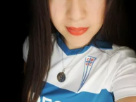 Hincha - Tribunera - Chica - Fanatica de la Barra: Los Cruzados • Club: Universidad Católica