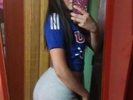 Hincha - Tribunera - Chica - Fanatica de la Barra: Los de Abajo • Club: Universidad de Chile - La U