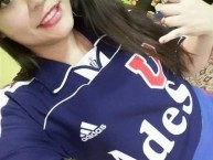 Hincha - Tribunera - Chica - Fanatica de la Barra: Los de Abajo • Club: Universidad de Chile - La U