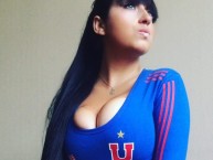 Hincha - Tribunera - Chica - Fanatica de la Barra: Los de Abajo • Club: Universidad de Chile - La U