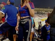 Hincha - Tribunera - Chica - Fanatica de la Barra: Los de Abajo • Club: Universidad de Chile - La U